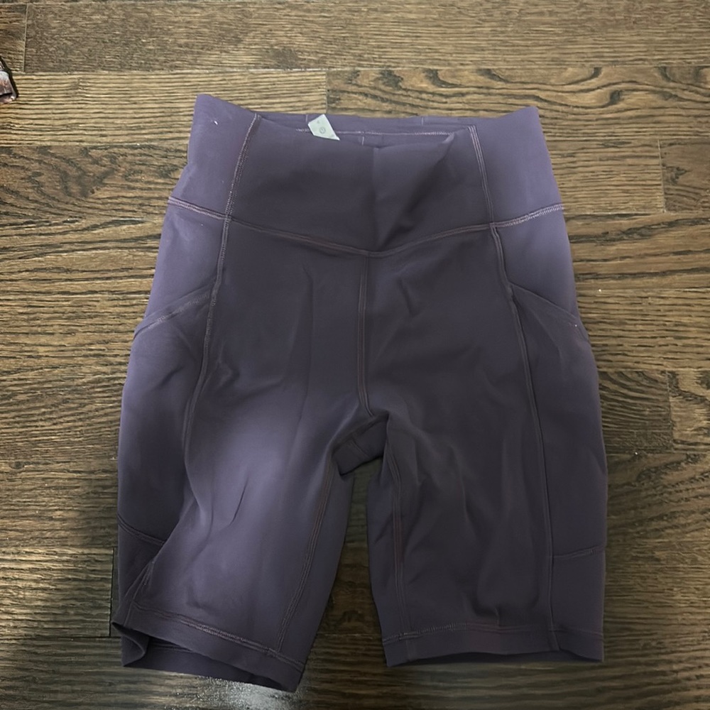 Lululemon 8”bike shorts
